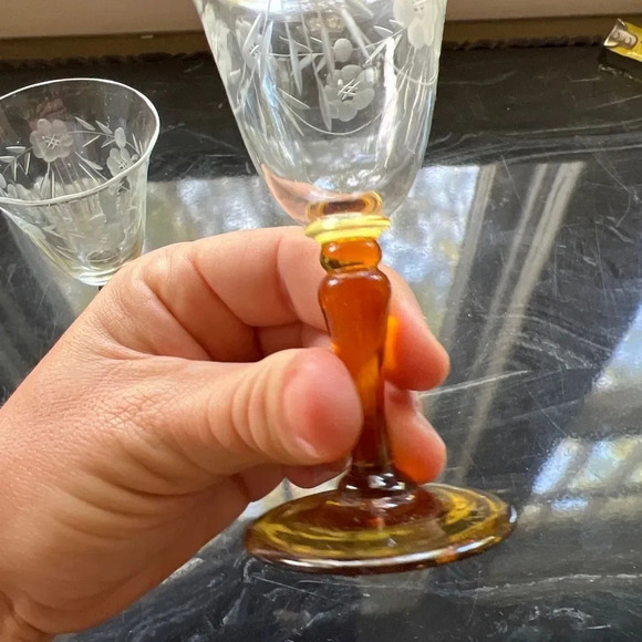 Vintage Tiffin Cordial Liquor Glasses Etched Amber Stems 4.5” Set Of 2 - Picture 4 of 8